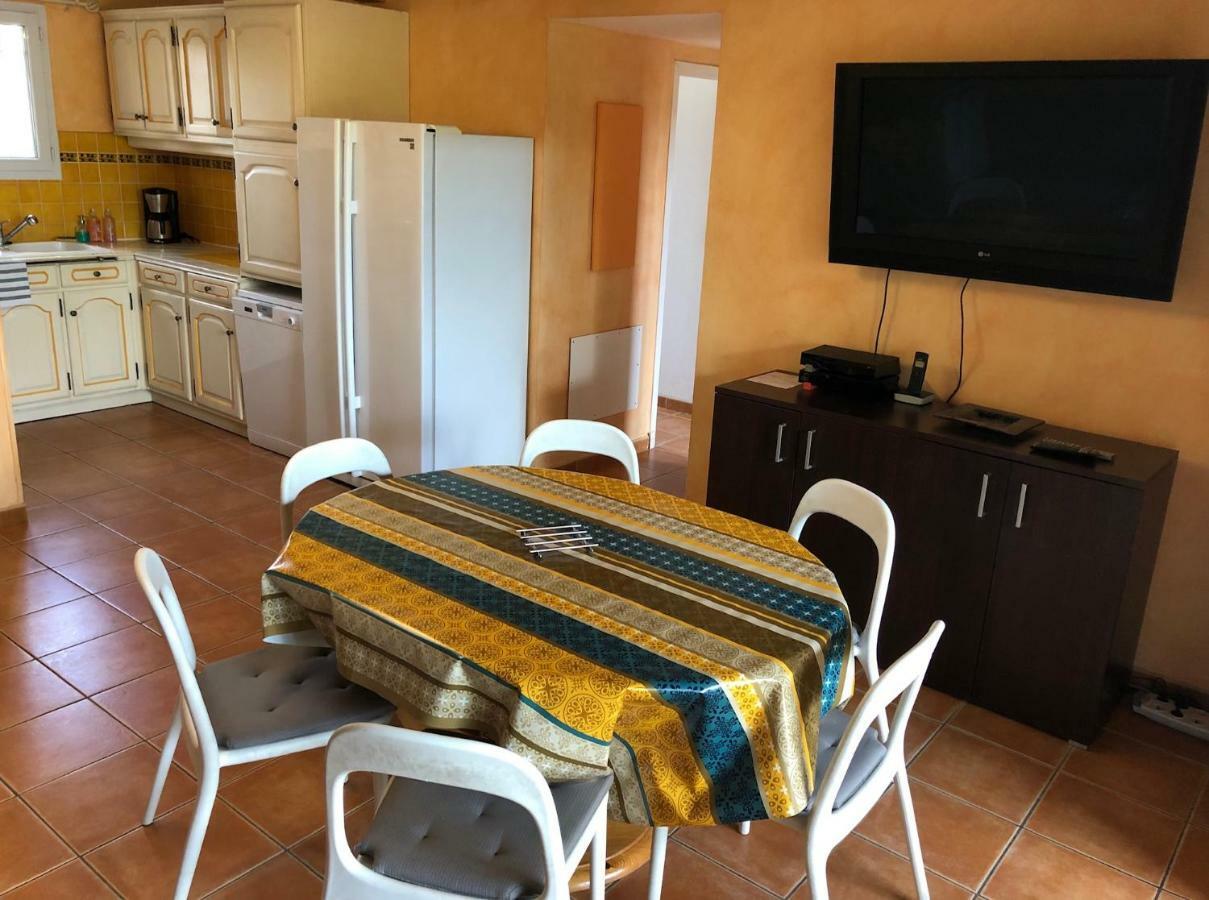 Appartement Dans La Residence Les Mazets De Camargue Арль Екстер'єр фото